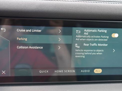 Used 2021 Land Rover Defender 110 X-Dynamic SE AWD/4WD image 79