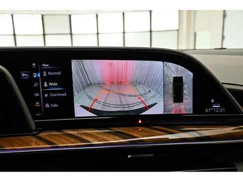 Used 2024 Cadillac Escalade Sport Platinum w/ LPO, ONYX Package AWD/4WD image 55