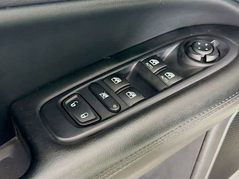 Used 2019 Jeep Compass Latitude AWD/4WD image 20