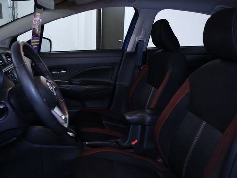 Used 2023 Nissan Versa SR w/ Trunk Package image 11