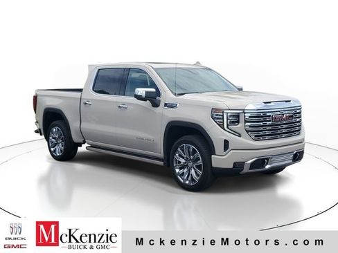 New 2026 GMC Sierra 1500 Denali w/ Denali Reserve Package AWD/4WD image 1