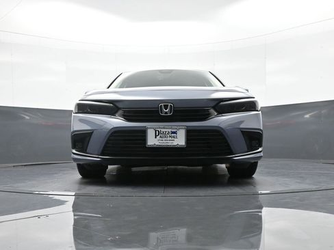 Certified 2022 Honda Civic Touring image 29