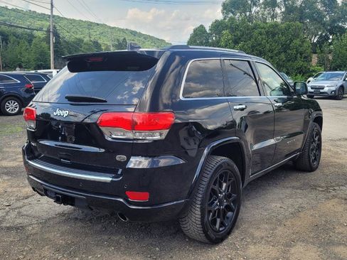 Used 2020 Jeep Grand Cherokee Overland AWD/4WD image 8