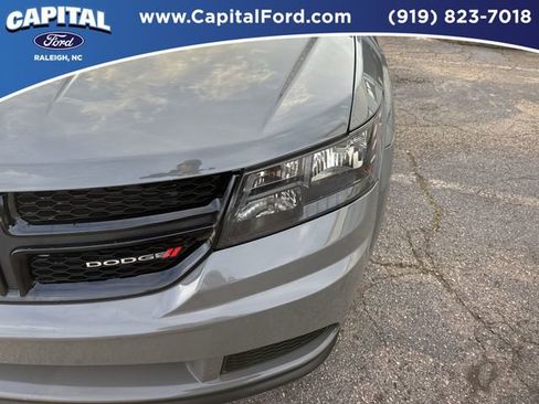 Used 2020 Dodge Journey SE w/ SE Popular Equipment Group image 11