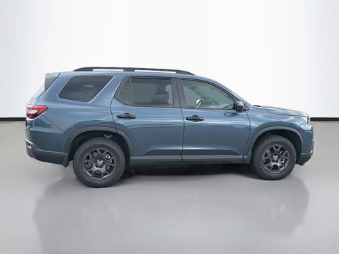 Used 2026 Honda Pilot TrailSport image 4
