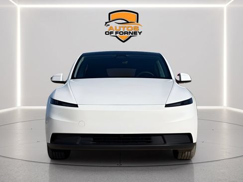 Used 2026 Tesla Model Y AWD image 6