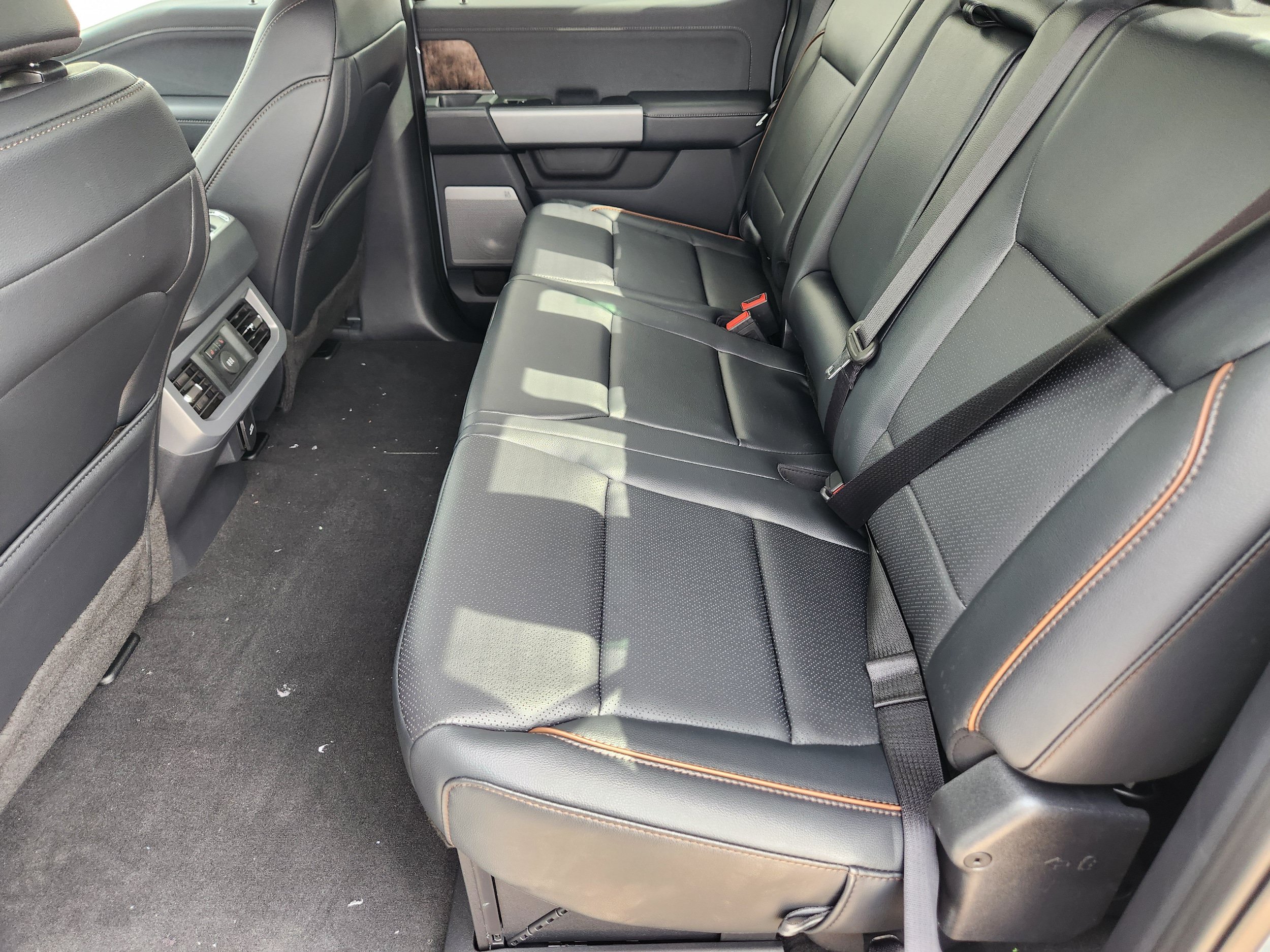 New 2026 Ford F350 Lariat w/ Lariat Premium Package AWD/4WD image 22