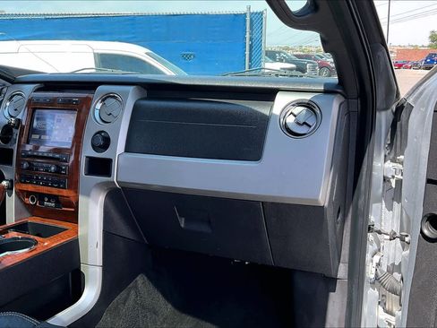 Used 2010 Ford F150 Lariat image 17