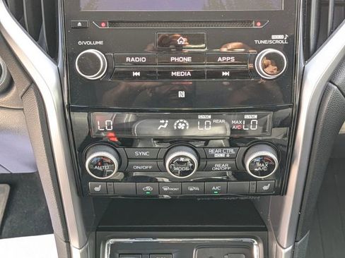 Used 2021 Subaru Ascent Premium w/ Convenience Package image 16