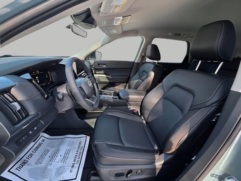 New 2026 Nissan Pathfinder SL image 20