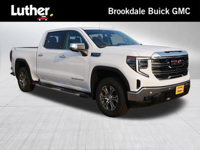 New 2026 GMC Sierra 1500 SLT w/ SLT Convenience Package