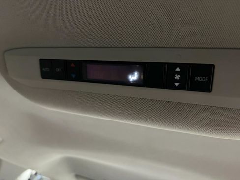 Used 2021 Toyota Sienna LE image 19