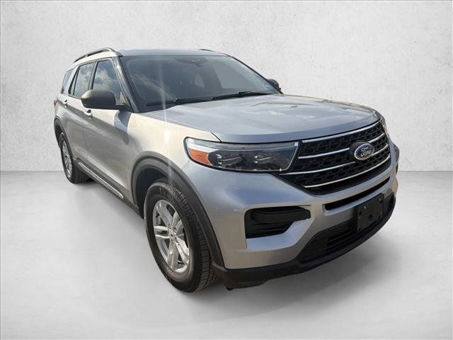 Used 2022 Ford Explorer XLT RWD image 7