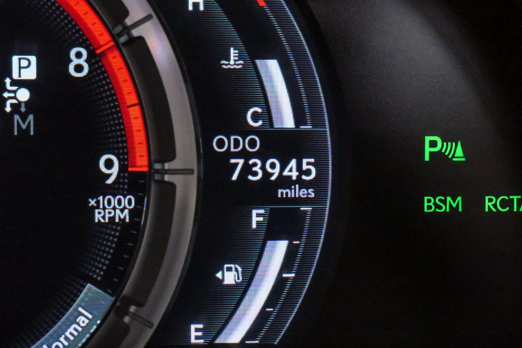 Used 2021 Lexus LC 500 Convertible w/ Touring Package RWD image 22