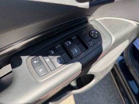 Used 2023 Dodge Durango GT AWD/4WD image 21