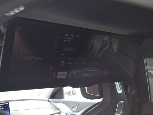 Certified 2023 BMW i7 xDrive60 AWD/4WD image 33