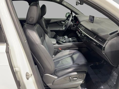 Used 2019 Audi Q7 3.0T Premium w/ Convenience Package image 31