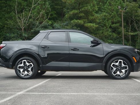 Used 2022 Hyundai Santa Cruz Limited image 11