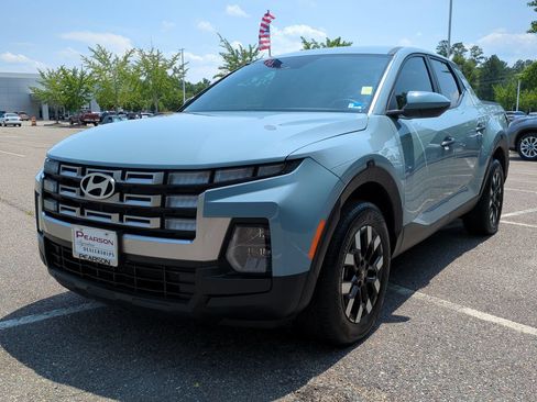 Used 2025 Hyundai Santa Cruz SE FWD image 8
