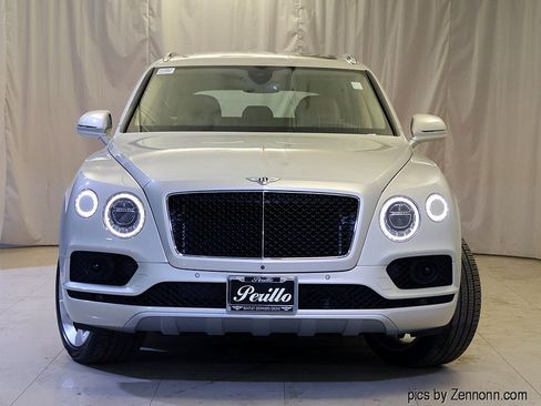 Used 2019 Bentley Bentayga AWD/4WD image 9