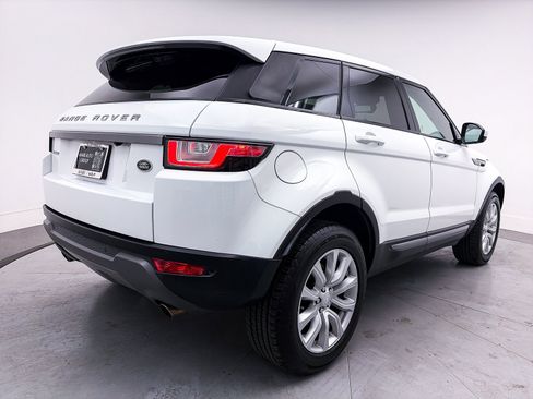 Used 2017 Land Rover Range Rover Evoque SE Premium image 15