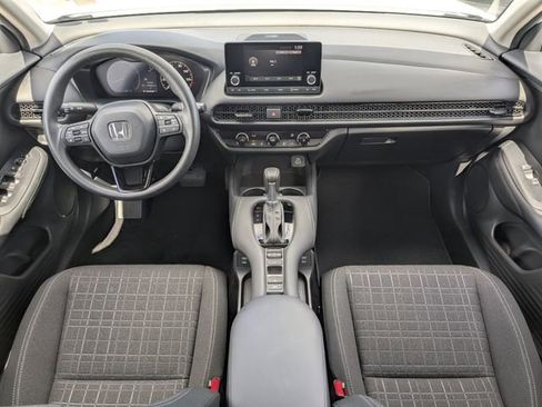 Used 2025 Honda HR-V LX image 17