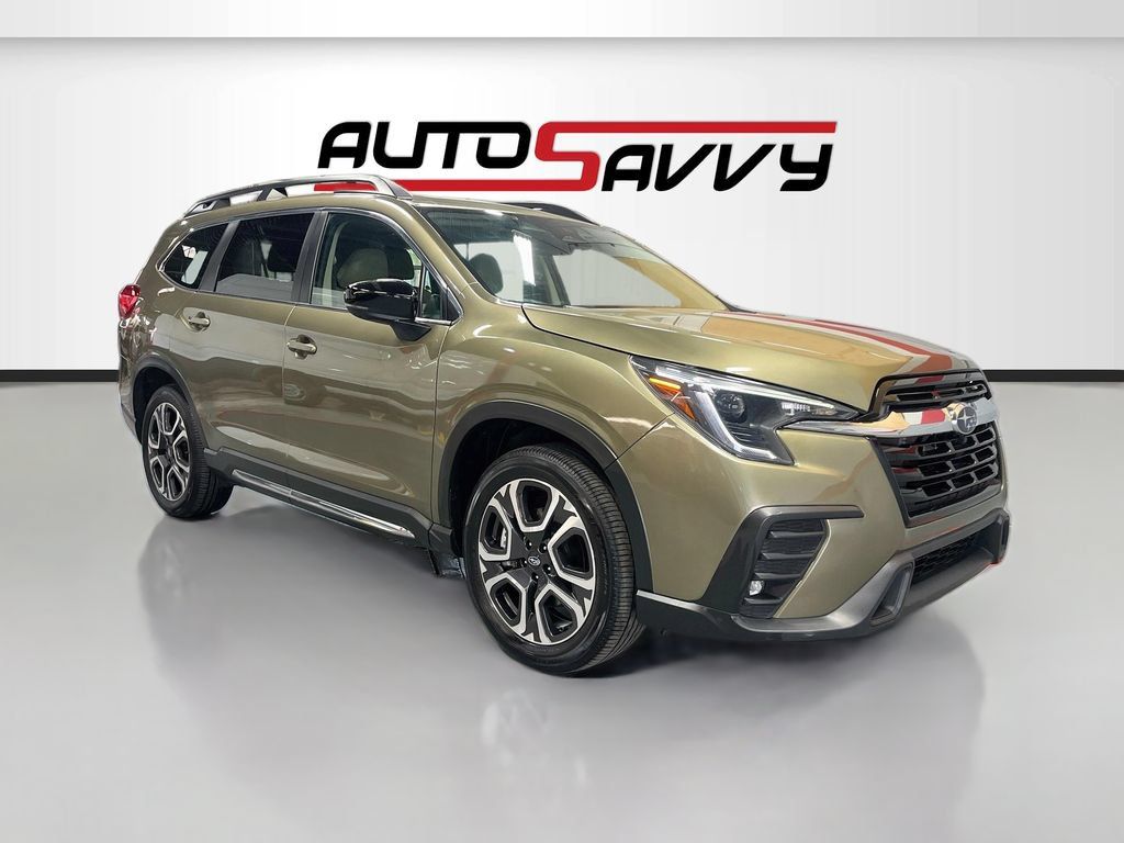 Used 2024 Subaru Ascent Limited w/ Technology Package AWD/4WD image 1