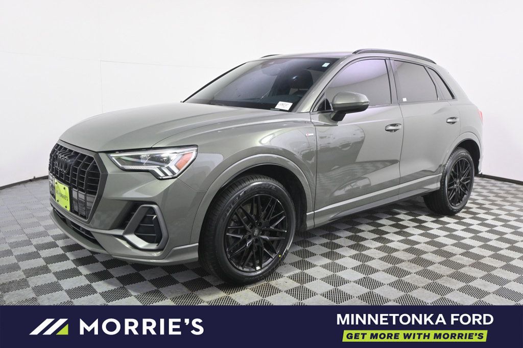 Used 2020 Audi Q3 2.0T Premium Plus w/ Premium Plus Package AWD/4WD image 2