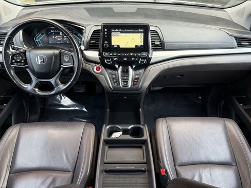 Used 2018 Honda Odyssey Touring image 25