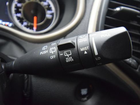 Used 2017 Jeep Cherokee Limited AWD/4WD image 33