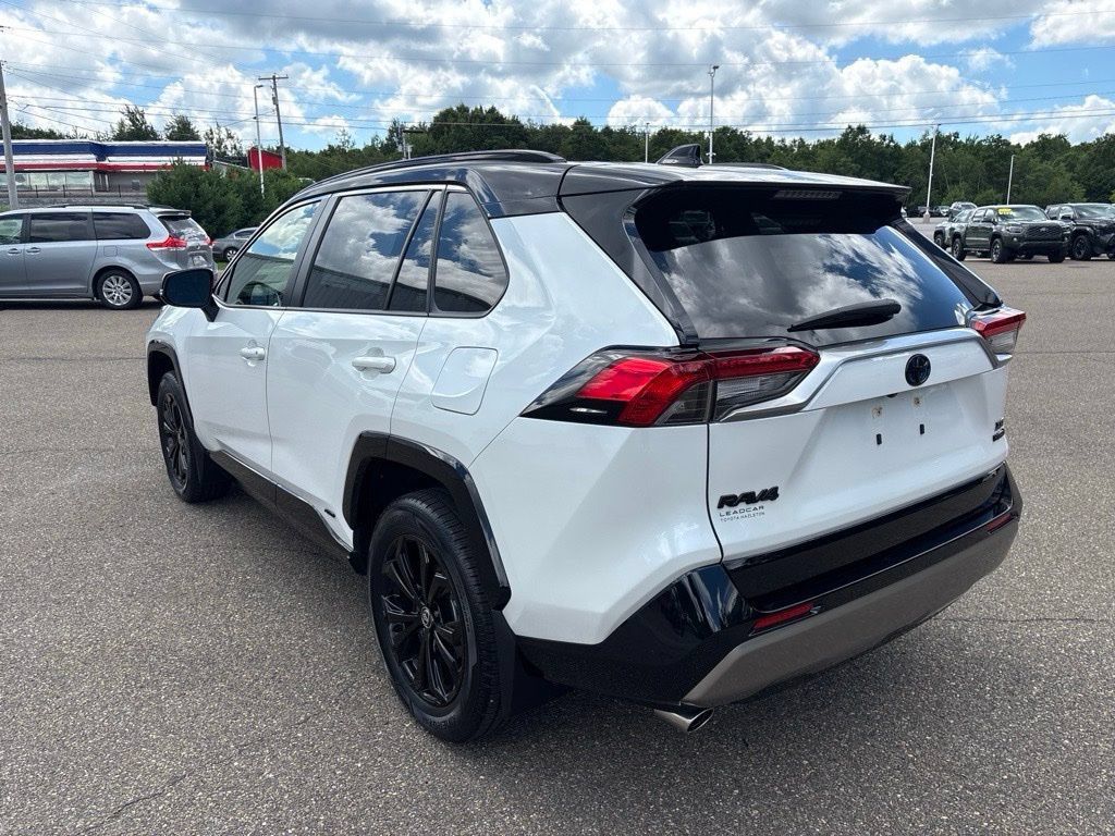 Certified 2023 Toyota RAV4 XSE w/ XSE Grade Weather Package AWD/4WD image 4