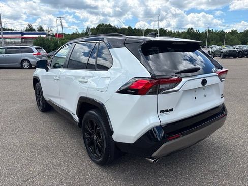 Certified 2023 Toyota RAV4 XSE w/ XSE Grade Weather Package AWD/4WD image 4