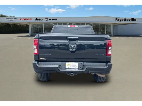 Used 2022 RAM 1500 Big Horn AWD/4WD image 4