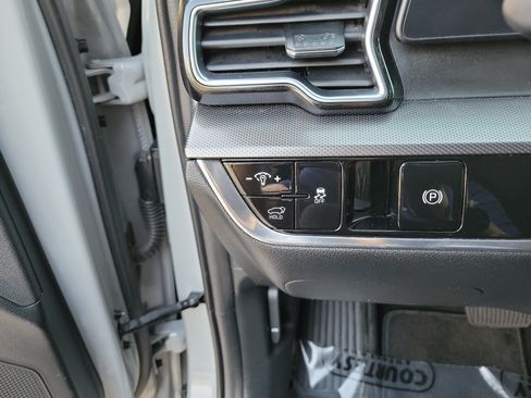 Used 2023 Kia Sportage SX FWD image 29