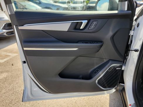 New 2026 Buick Enclave Preferred w/ Power Package image 12