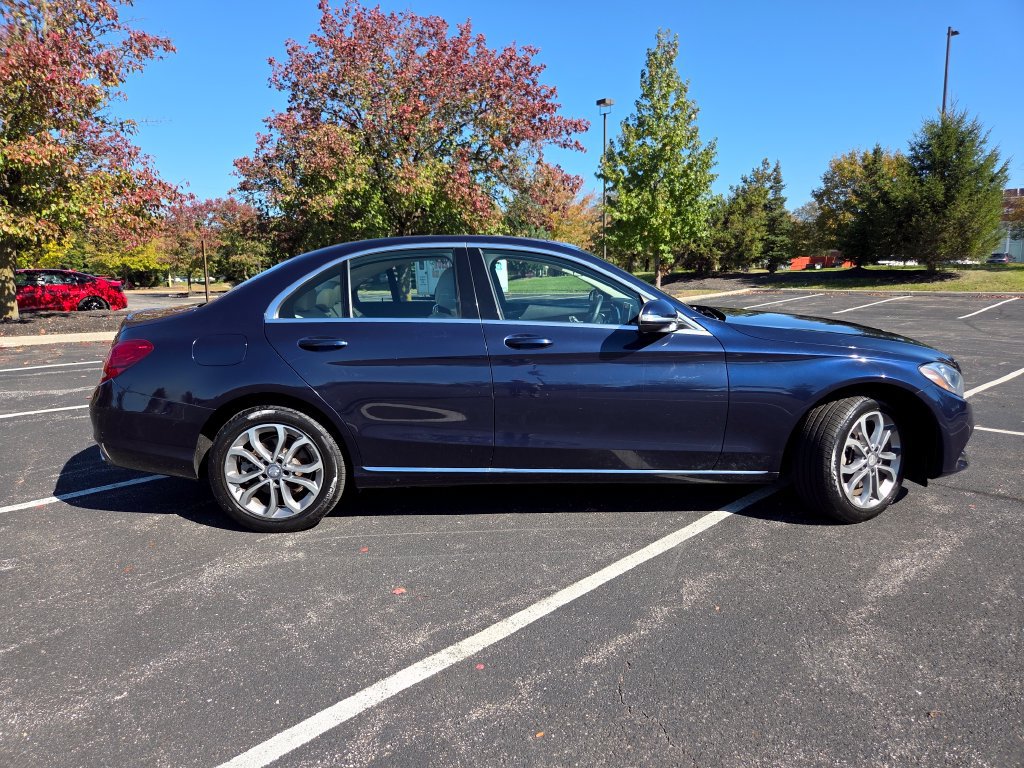 Used 2015 Mercedes-Benz C 300 4MATIC Sedan image 24
