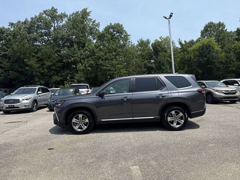 Certified 2025 Honda Pilot EX-L image 4