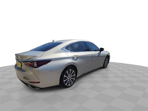 Used 2020 Lexus ES 350 w/ Premium Package image 8