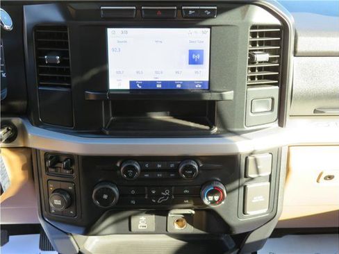 Used 2024 Ford F250 XLT image 7