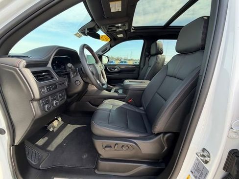 Used 2024 Chevrolet Tahoe RST w/ Luxury Package image 16