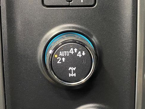 Used 2017 Chevrolet Silverado 1500 LTZ Z71 w/ Redline Edition image 24