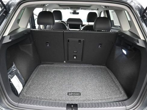 New 2026 Volkswagen Taos SE AWD/4WD image 12