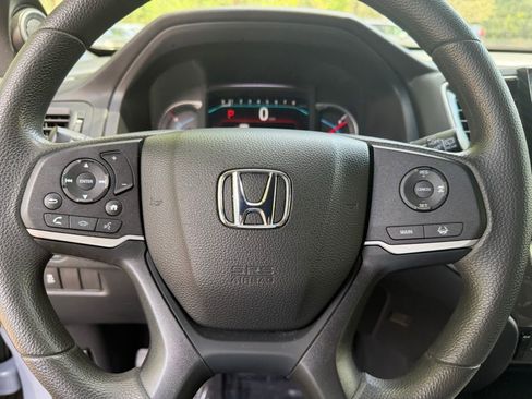 Used 2022 Honda Pilot Sport image 24
