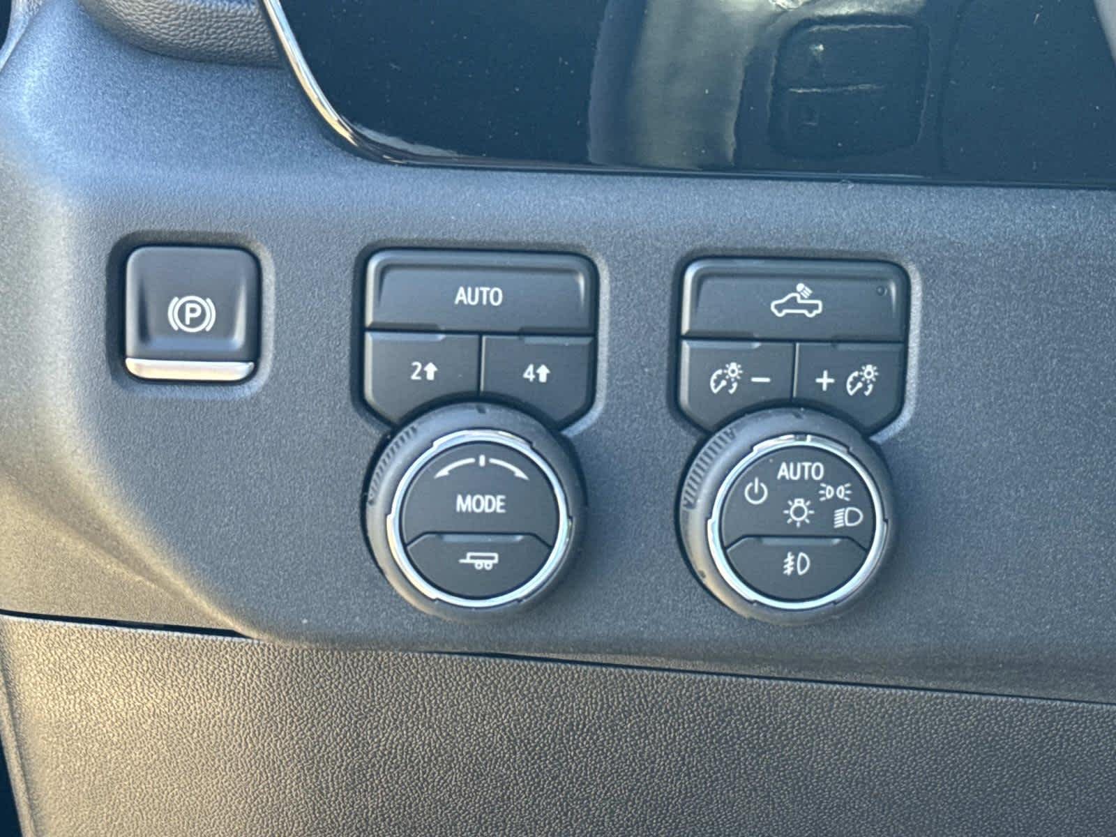 New 2026 Chevrolet Silverado 1500 RST AWD/4WD image 13