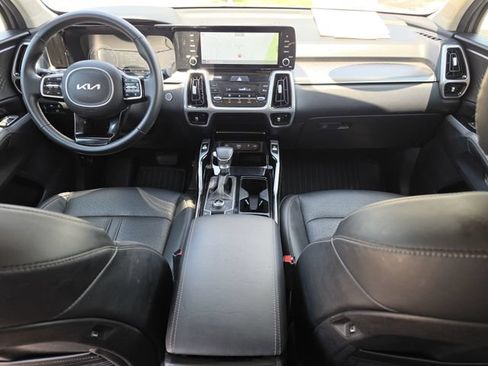 Used 2022 Kia Sorento SX AWD/4WD image 15