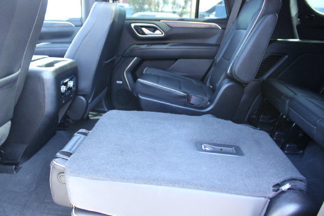 Used 2022 GMC Yukon SLT w/ SLT Premium Package RWD image 44