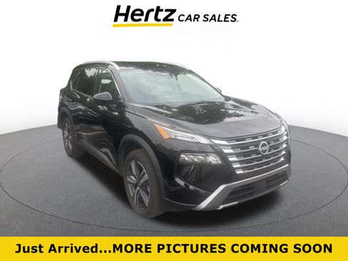 Used 2026 Nissan Rogue SL FWD image 1