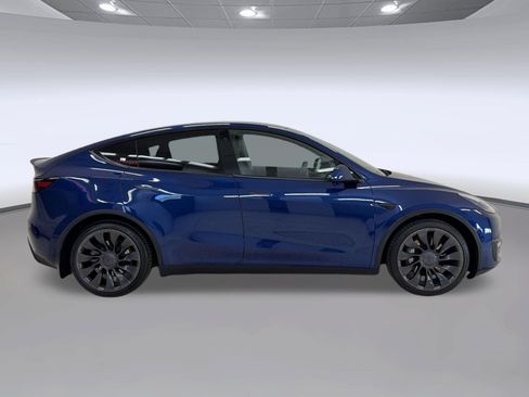 Used 2020 Tesla Model Y Long Range AWD/4WD image 8