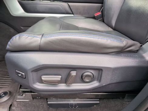 Used 2022 Toyota Tundra Platinum w/ Advanced Package AWD/4WD image 13
