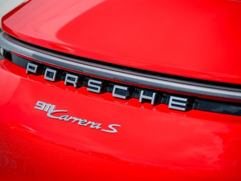 Certified 2024 Porsche 911 Cabriolet image 24